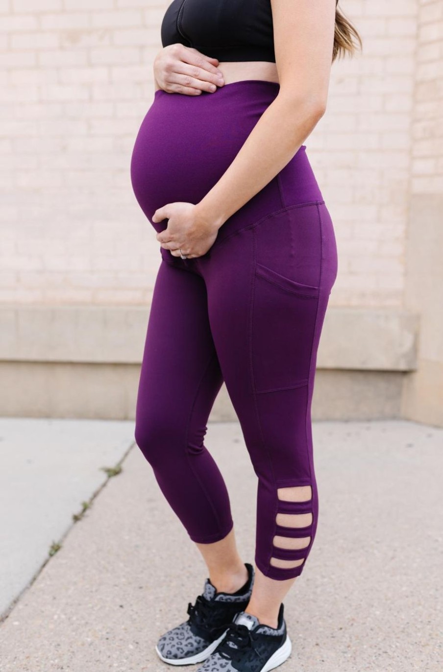 Athletic KIAVA Maternity Bottoms | Maternity Cut Out Capri